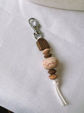 Load image into Gallery viewer, GRANDMA 1.0 BEADED KEYCHAIN
