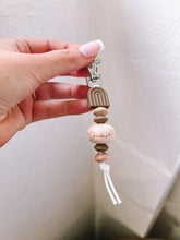 Load image into Gallery viewer, GRANDMA 1.0 BEADED KEYCHAIN
