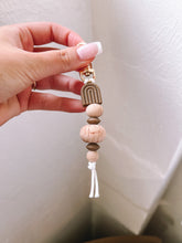 Load image into Gallery viewer, MUM 1.0 BEADED KEYCHAIN
