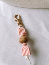 Load image into Gallery viewer, MUM CANDY BEADED KEYCHAIN
