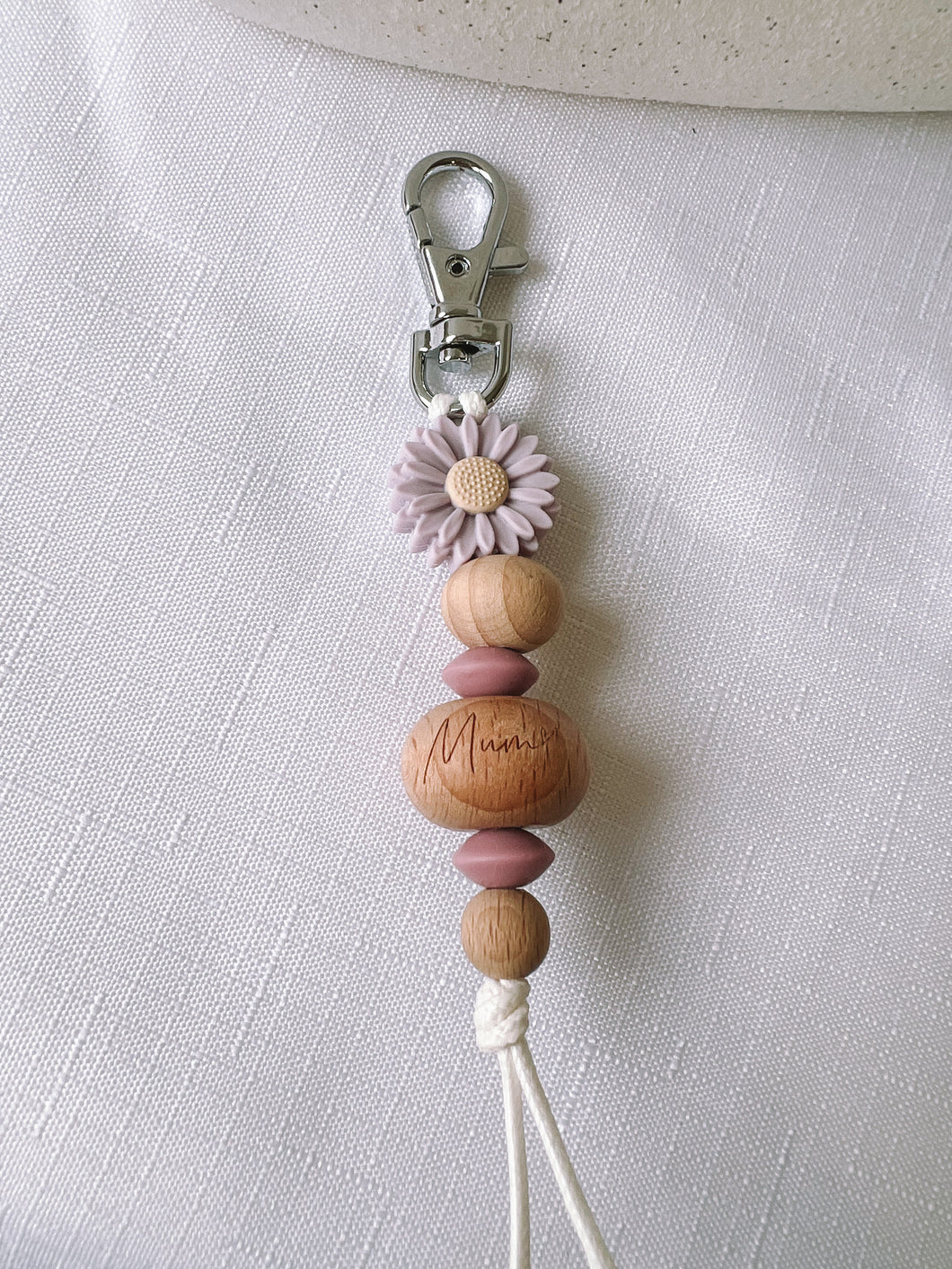 MUM DREAM BEADED KEYCHAIN